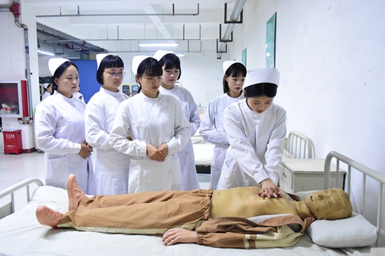 石家莊和平醫(yī)學(xué)院護理專業(yè) 石家莊和平醫(yī)學(xué)院護理專業(yè)